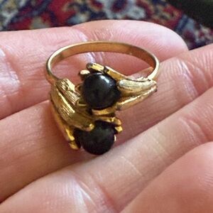 Vintage black onyx bypass ring signed Vogue